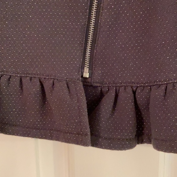 👗 3/$25 - 3T Gymboree Moto style jacket (grey, sparkly) - Picture 4 of 8